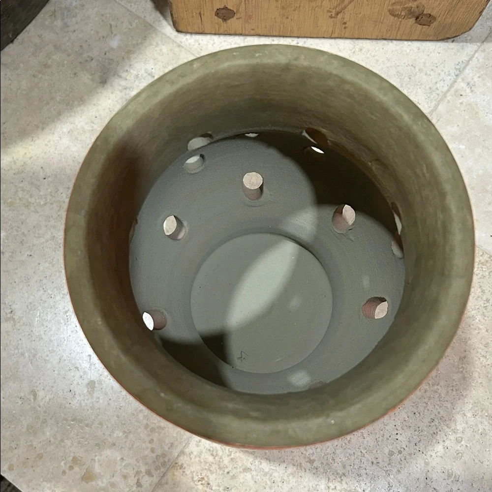 CRATE & BARREL Portola Hurricane Candle Holder